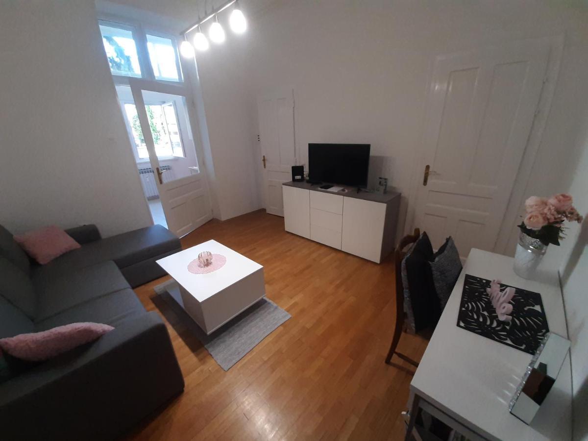 Apartman Kod Kestena Osijek Exterior foto